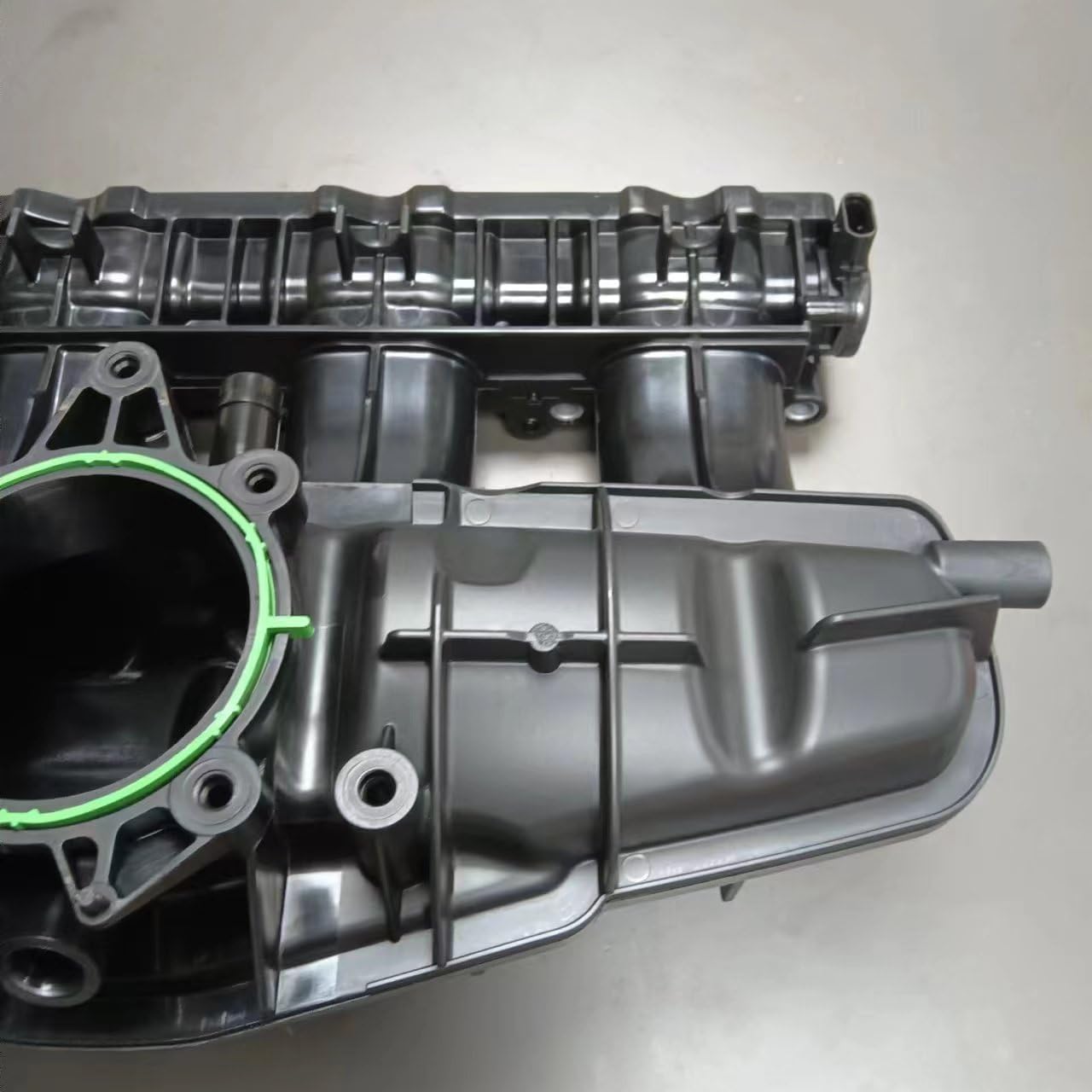 INTAKE MANIFOLD 06J133201BH