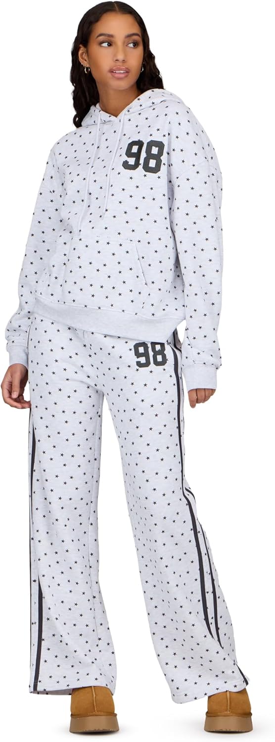 Forever 21 Women’s Oversized Fleece Hoodie – Cozy Pullover Sweatshirt with Kangaroo Pocket for Everyday Casual Wear - Image 2