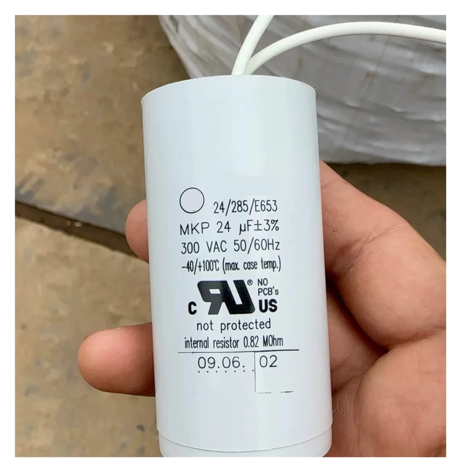 KSZHZYMGX 24/285/E653 24uf 300V AC 18/285/E653 18UF 300V AC capacitor(18uf 300v)