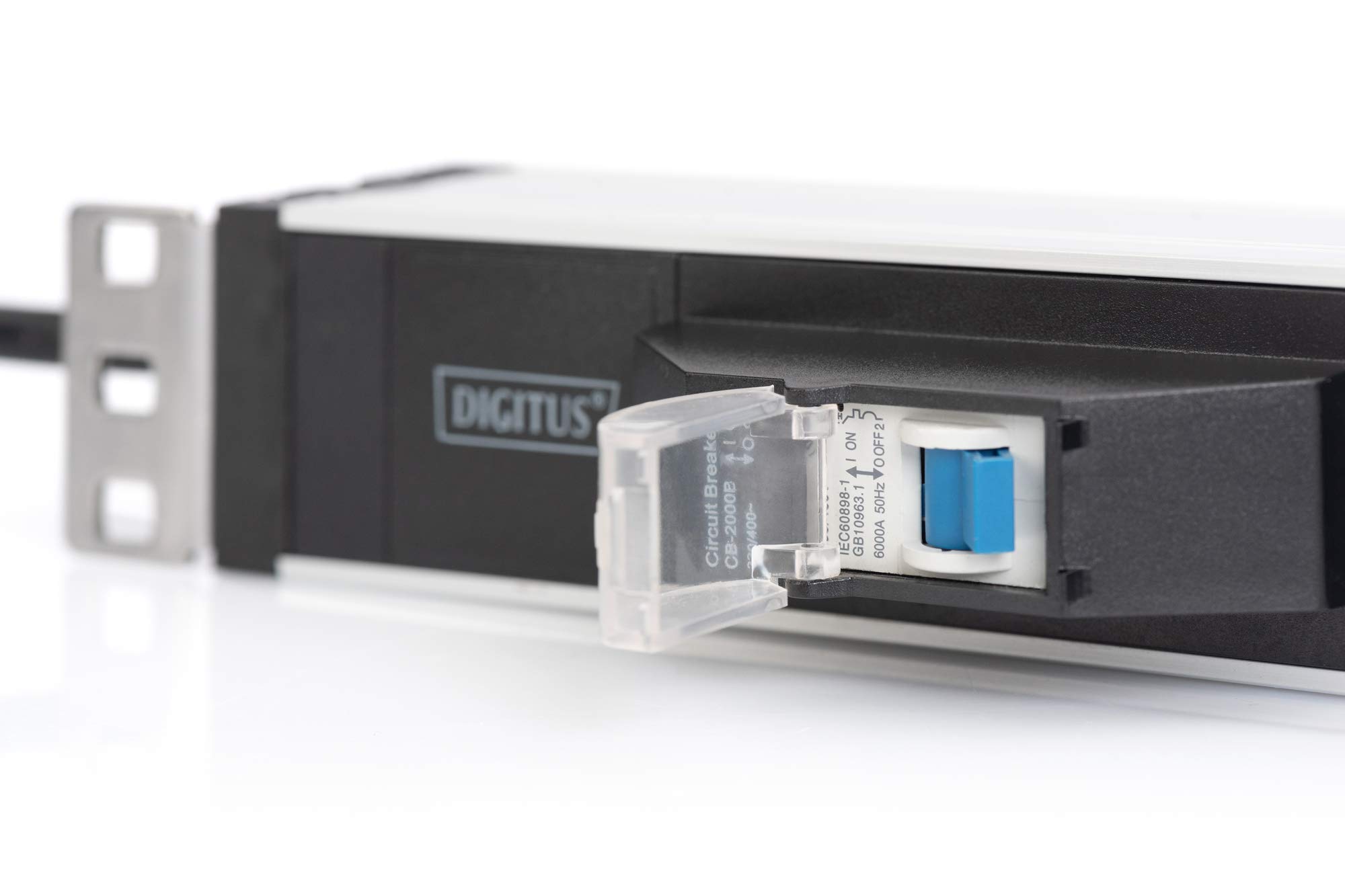 DIGITUS Regleta de 19" - 6 tomas - 1U - 250VAC - 50/60Hz - 16A - 4000W - Con interruptor de protección de línea