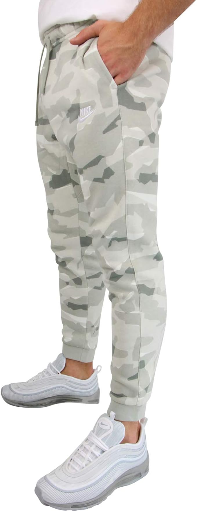 nike club camo jogger