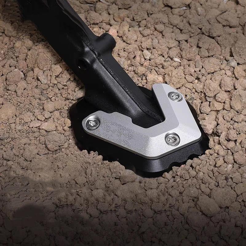 Béquille latérale CNC en aluminium R1300GS : extension élargie haut de gamme - 5