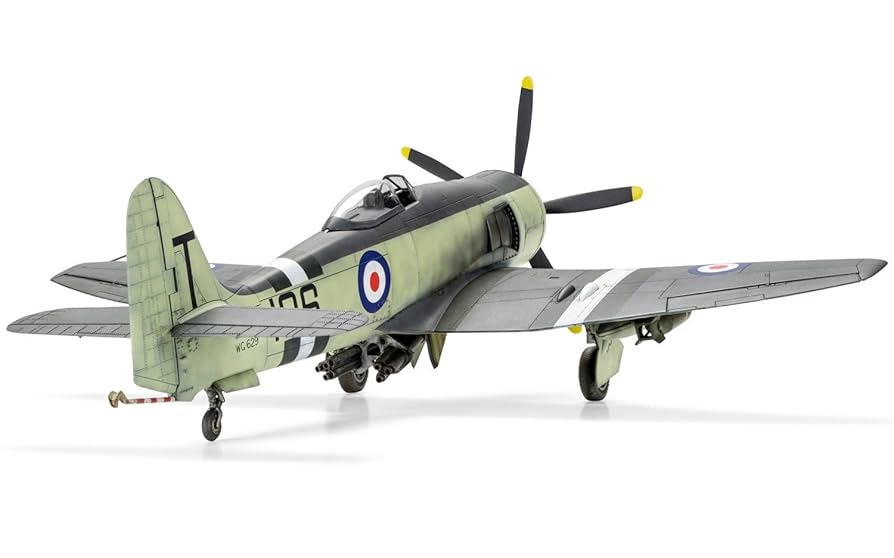 Amazon | エアフィックス 1/48 イギリス軍 ホーカー シー