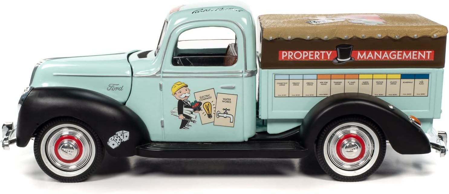 Auto World Silver Screen Machines Monopoly 1940 Ford Property Management Truck w/Resin Figure 1:18 Scale Diecast Model