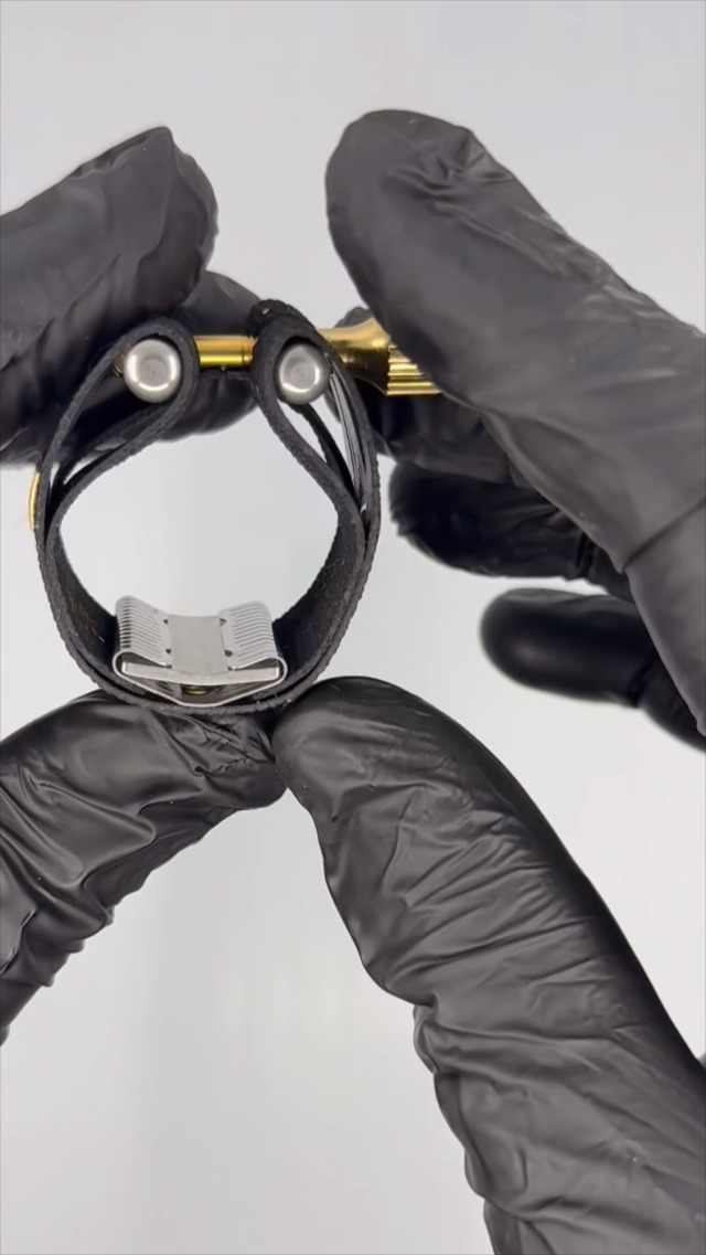 Amazon.com: Rovner Ligature & Plastic Cap for Bass Clarinet
