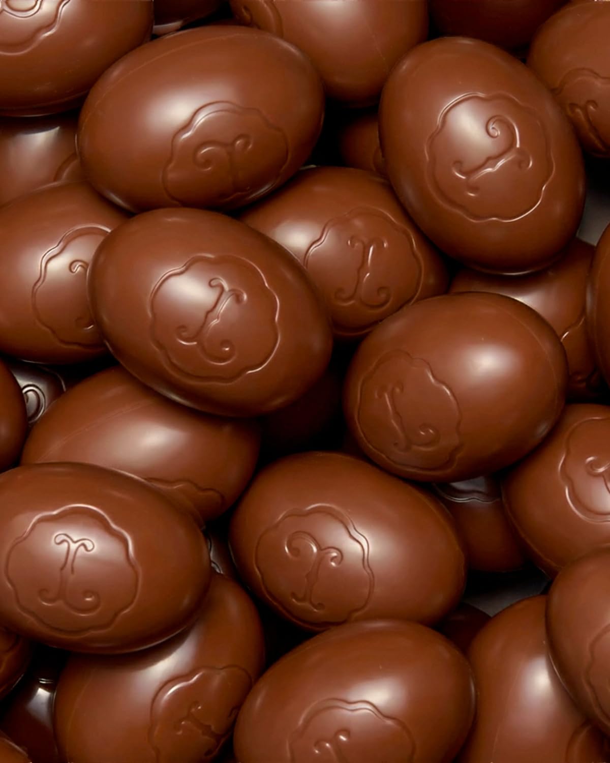 Leone dal 1857 - Scatola Regalo Ovetti di Cioccolato - Cioccolatini Leone a Forma di Uovo - Ovetti al Cioccolato Ripieni, Gusti Assortiti - Scatola Regalo - 80g