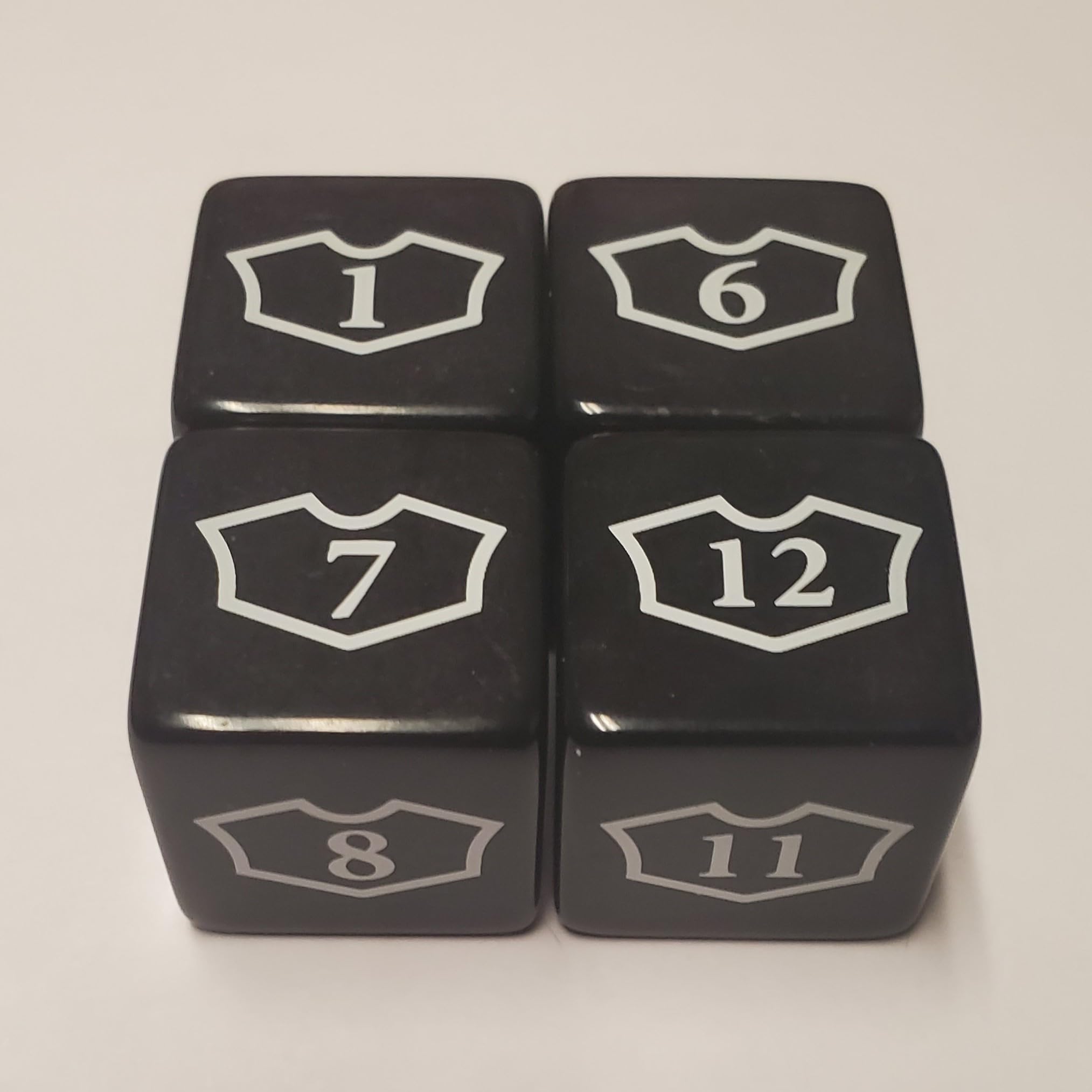 Amazon.com: 4 Piece Oversized 25mm Planeswalker Loyalty Counter