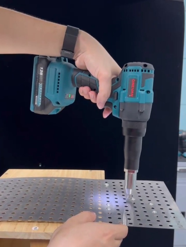 Pistolet à Rivets Pop (blindnietgerät) électrique Sans Fil Pour Batterie Makita 18V - 20000N - Marque AUTOJARE - Neuf