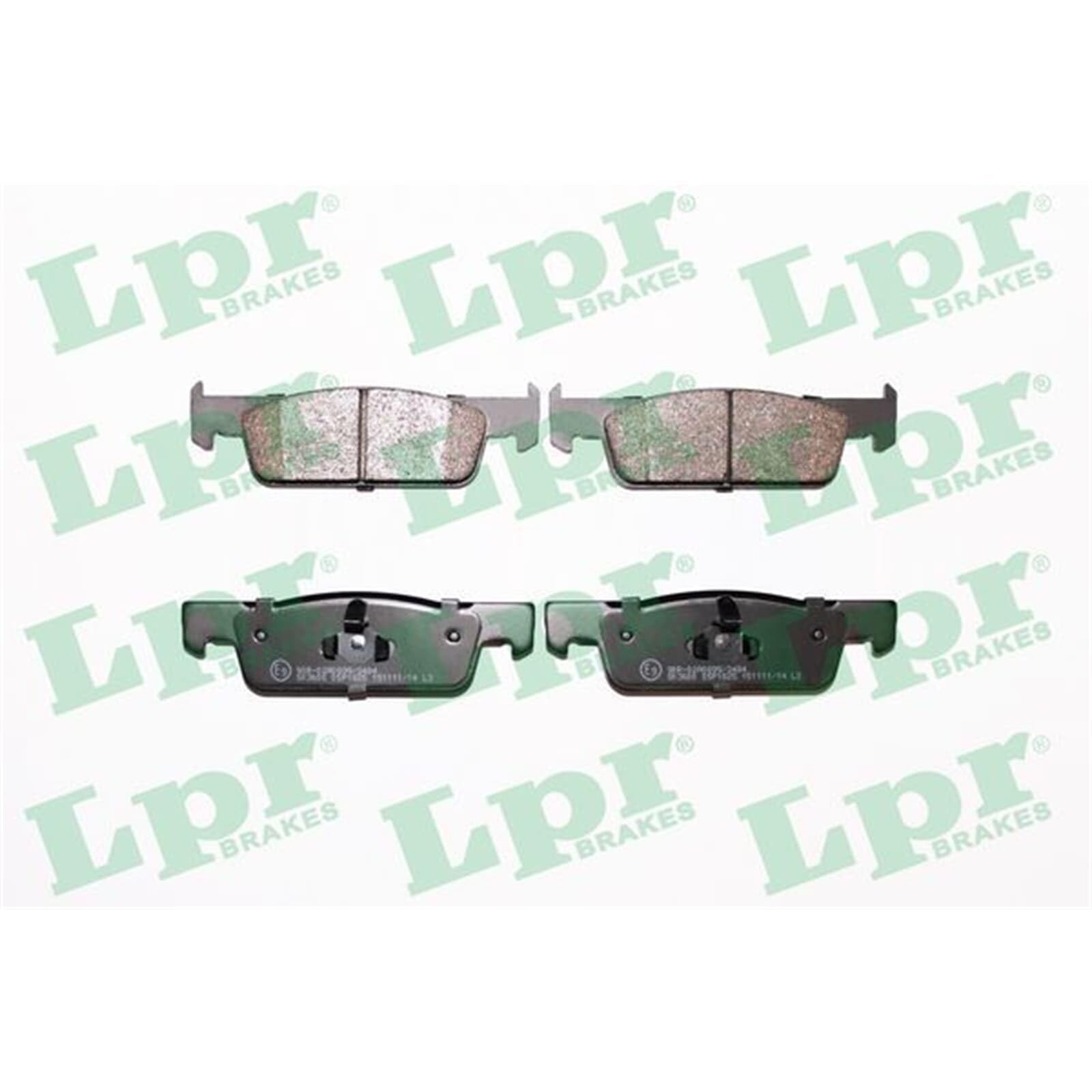 LPR Kit pastiglie freni Anteriore non predisposto per visualizzazione avviso usura 05P1825 Compatibilità con DACIA SANDERO II, RENAULT Sandero/Stepway 2 B8 Logan/Stepway 2 Sedan L8