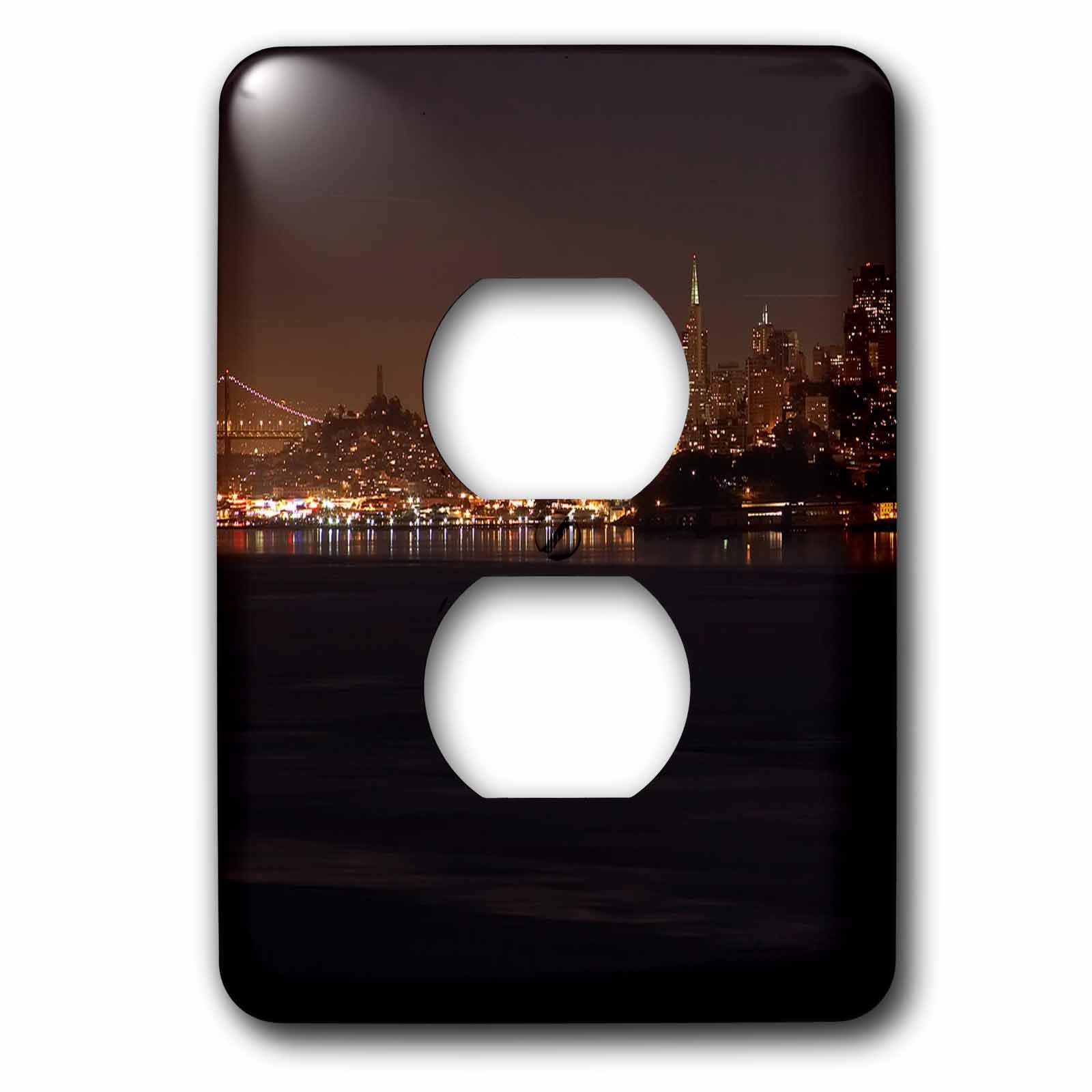 San Francisco Skyline la nuit 2 prises double plaque de commutateur mural 3dRose