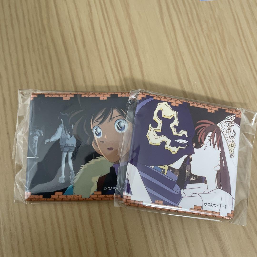 Amazon.co.jp: コナンランド メモリアル缶バッジ 工藤新一 毛利蘭 新一