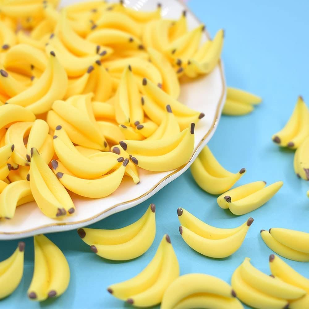 Wwyan Green 35Pcs Yellow Mini Plastic Artificial Bananas,Cute 1/12 Scale Banana Models,Lifelike Fruit Fake,Mini Fruits For House Kitchen Fairy Garden Decor,Dollhouse Décor Accessories