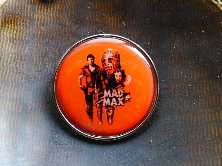 Amazon.co.jp: マッドマックス Mad Max ピンブローチ ピンバッジ 