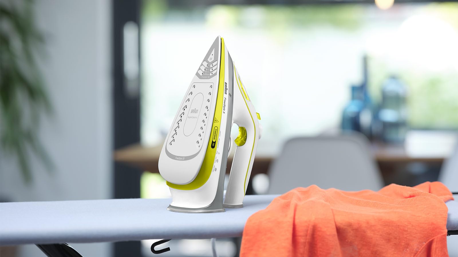 Braun FreeStyle 5 – Ferro da Stiro a Vapore con Piastra SuperCeramic, Vapore Potente, Antigoccia, Punta di Precisione, Stiratura Facile e Scorrevole, Giallo (SI5016YL)