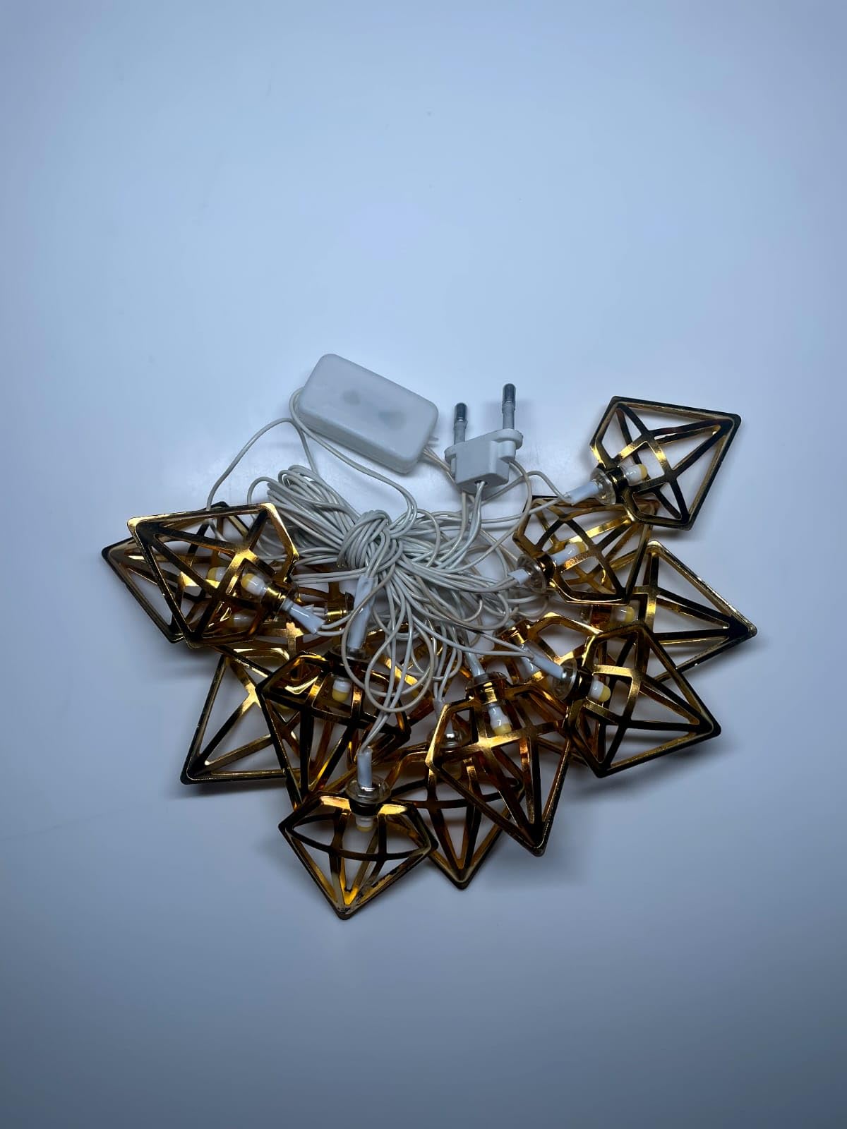 NIYA - LIGHT UP LIFE Golden Metal Diamond String LED Lights LED Garland Pack of 1 (Modern, NL-14-3D, metal, 4m, 1, NL-14-3D)