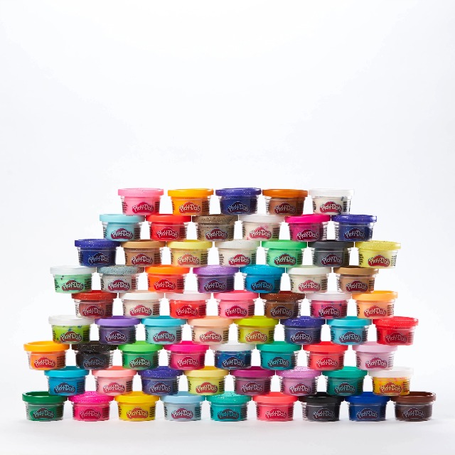 Pack De 65 Botes De Plastilina Play-Doh | 60 Colores Distintos, Incluye Azul Zafiro Brillante | Botes De 28 Gramos | Regalo Infantil +3 Años
