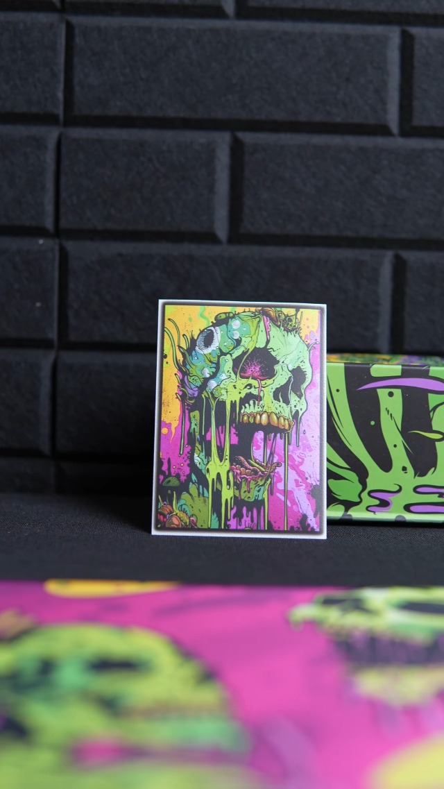Amazon.com: Realm Guard 100ct Textured TCG/MTG Art Card Sleeves (Melting  Skull) : Toys & Games