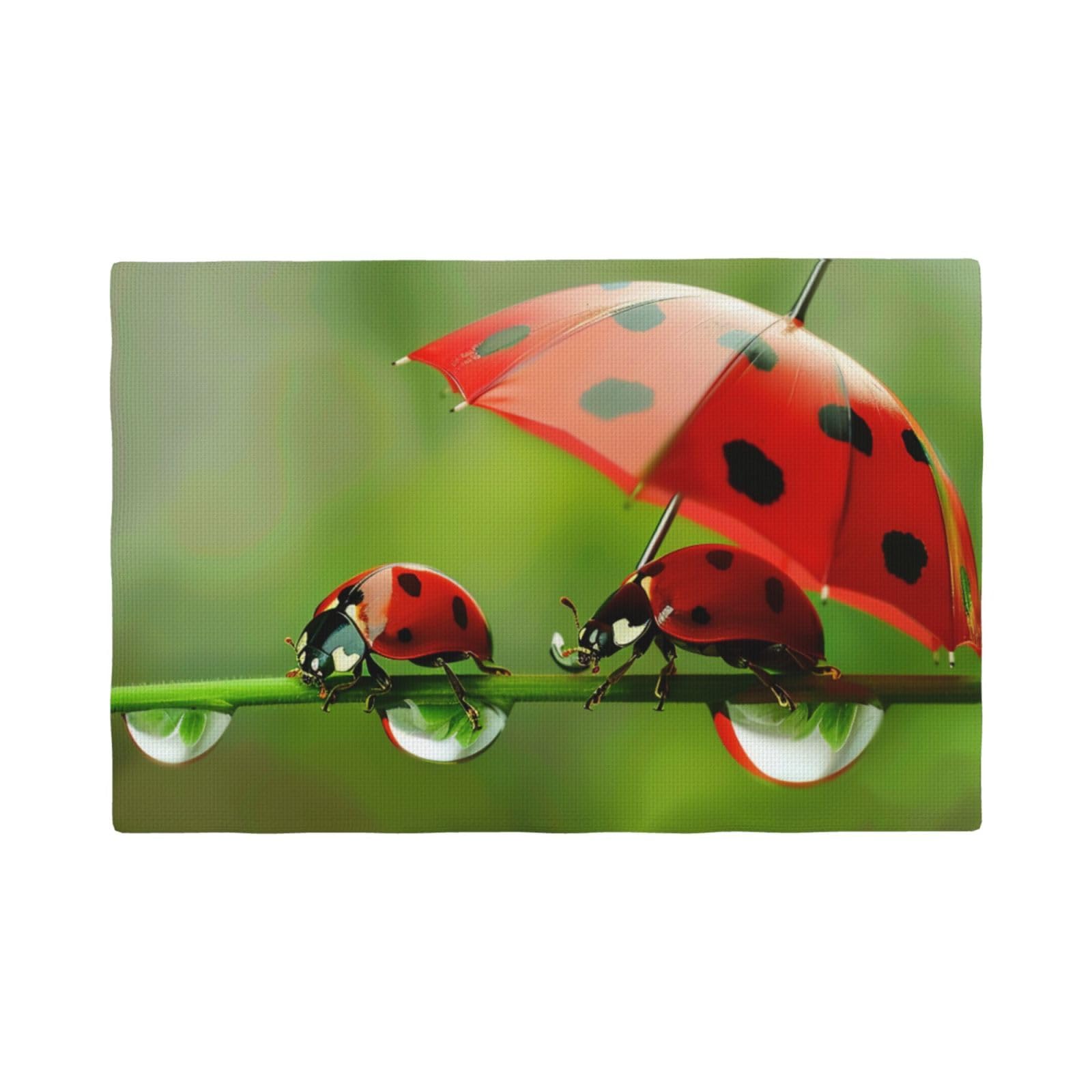 Funny Ladybug Print Placemats Set, Heat Resistant Washable Placemat 12x18in Table Mats for Party Kitchen Dining Table Decoration Indoor Outdoor, Four Pieces