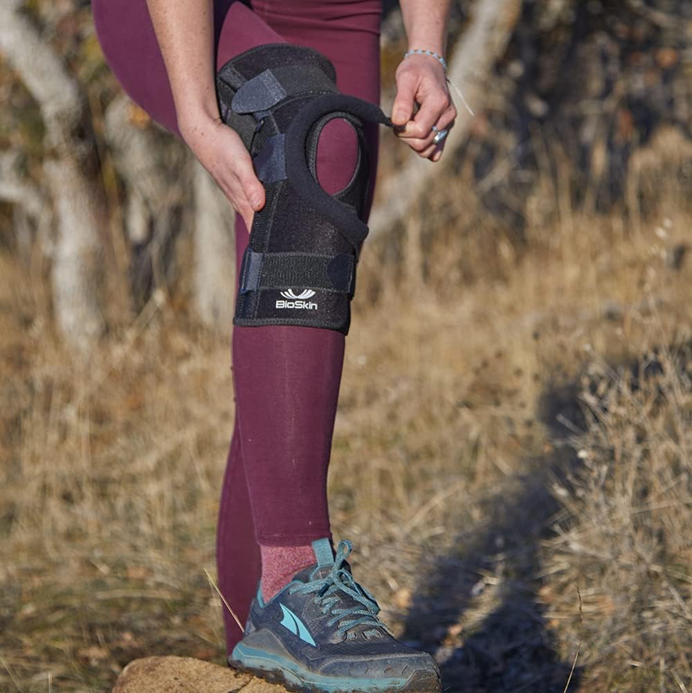 Wrap Around compresión apoyo rodilla Brace para patellofemoral dolor y trastornos de seguimiento de Rótula – Q (por Bioskin, S, Negro, 1
