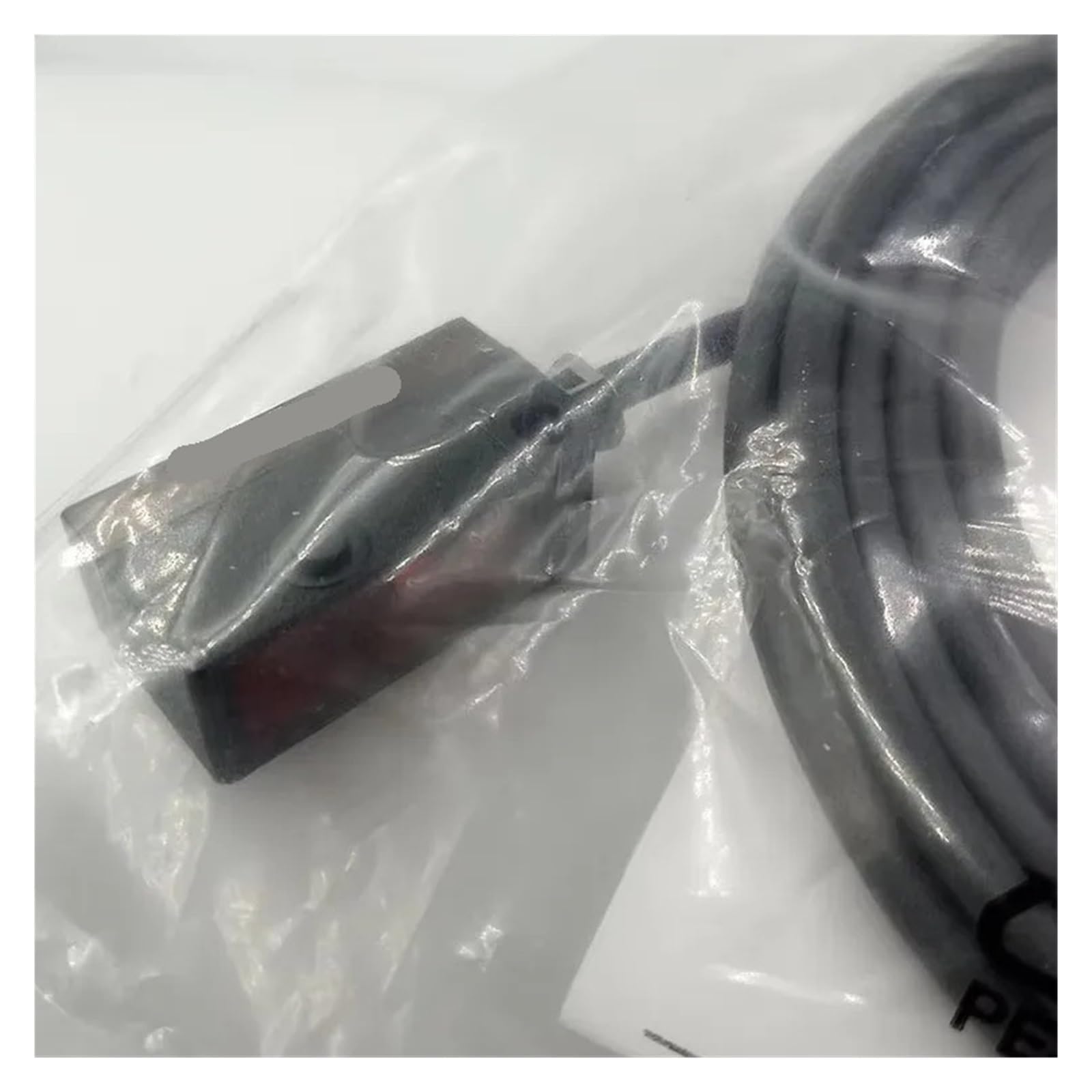 Capteur FSDK10D9601 10-30vdc avec portée de 6mm pour automatisme