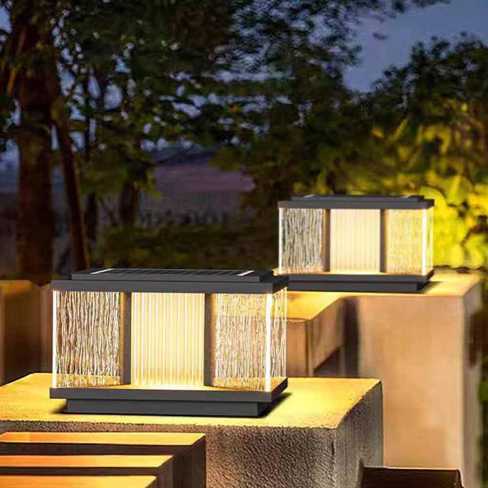 Lampada Da Esterno Moderna A Energia Solare, Con Accensione