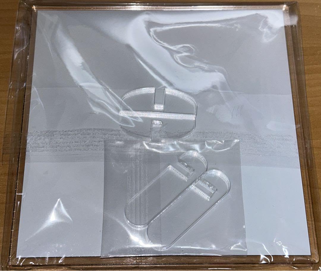 Amazon.co.jp: 藍月なくる 棗いつき nayuta直筆サイン入りアクリル