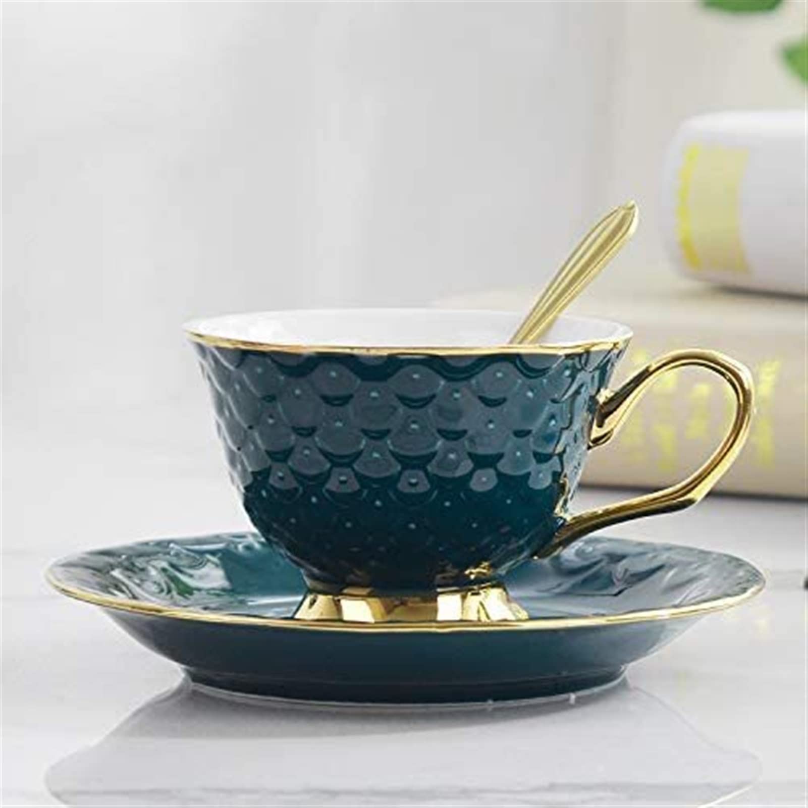 YNIYUJKL Coffee Cup Ceramic Cup With Saucer And Spoon Set Couple Cup Creative Home Office Breakfast Cup Milk Cup Office Home Office Desk Coffee Cup Capacity 200Ml. Coffee Cup,Gold
