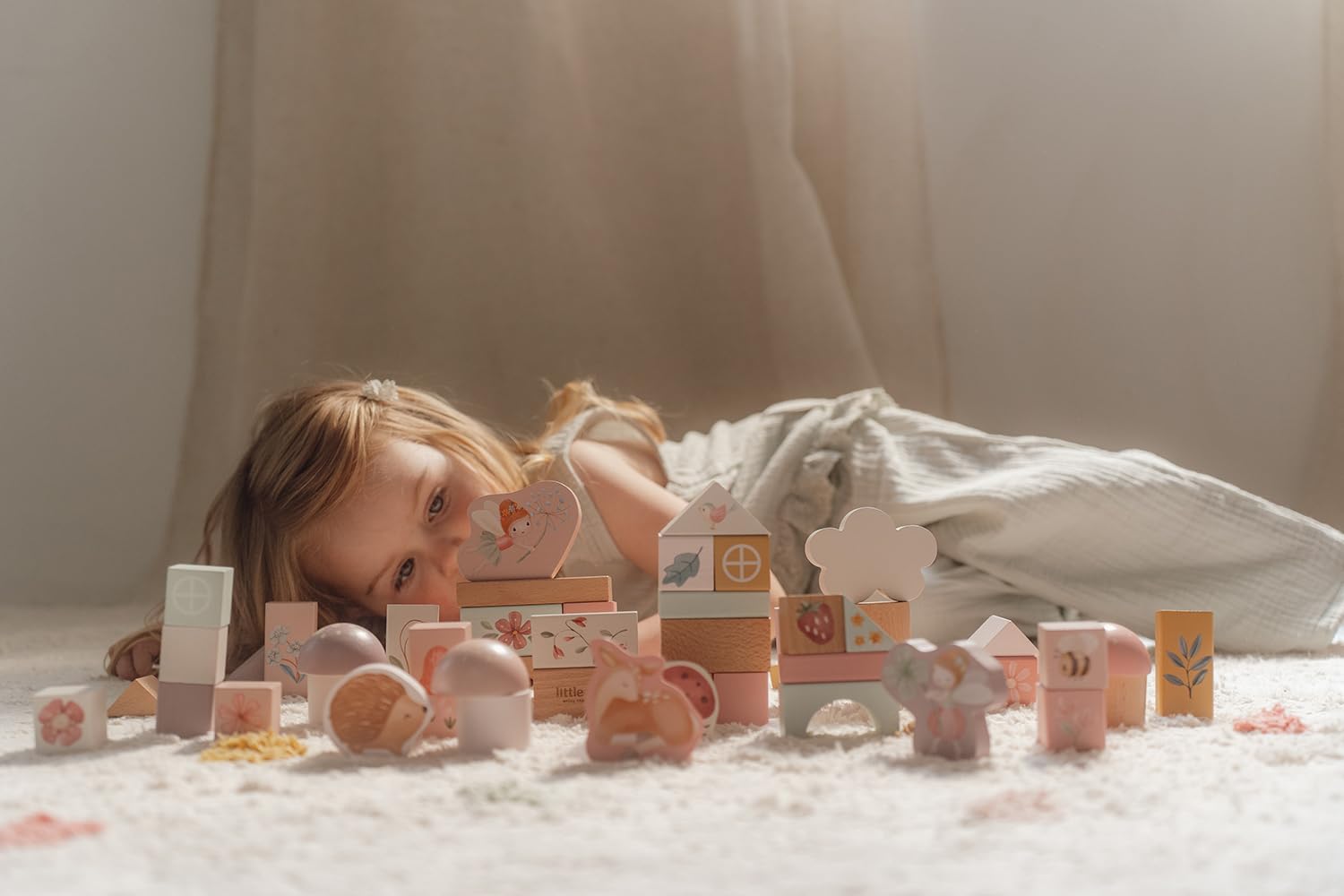 Little Dutch 7345 bloques de construcción de madera FSC 50 unidades en caja – Fairy Garden rosa