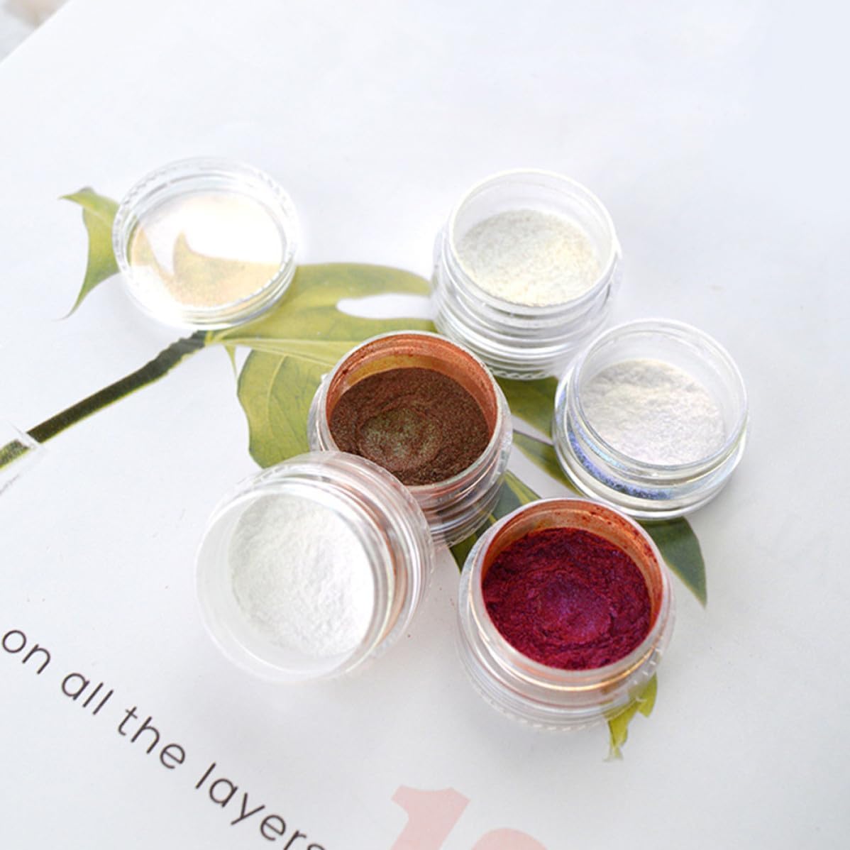 6pcs Synthetic Mica Pigment Powder Pearl Pigment Set for DIY Paint and Epoxy Resin Cosmetic Grade Purity to Create Pearlized Effects, for Soap Making and Bath Bombs