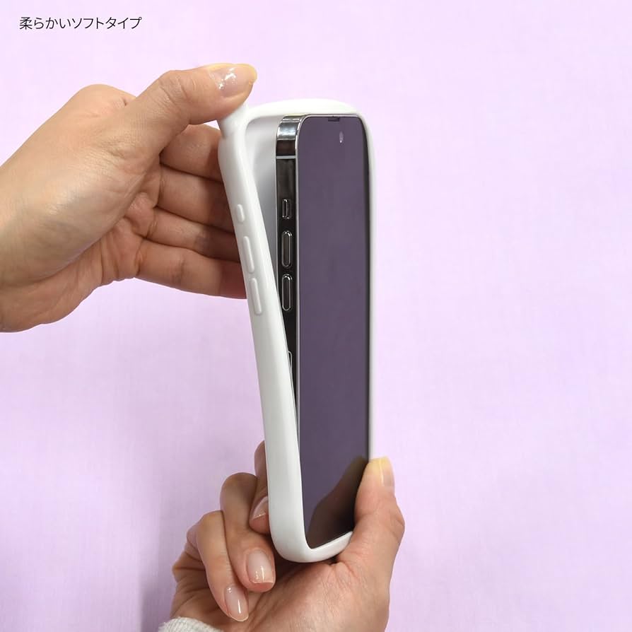 Amazon.co.jp: グルマンディーズ ちいかわ iPhone 15 Pro 対応