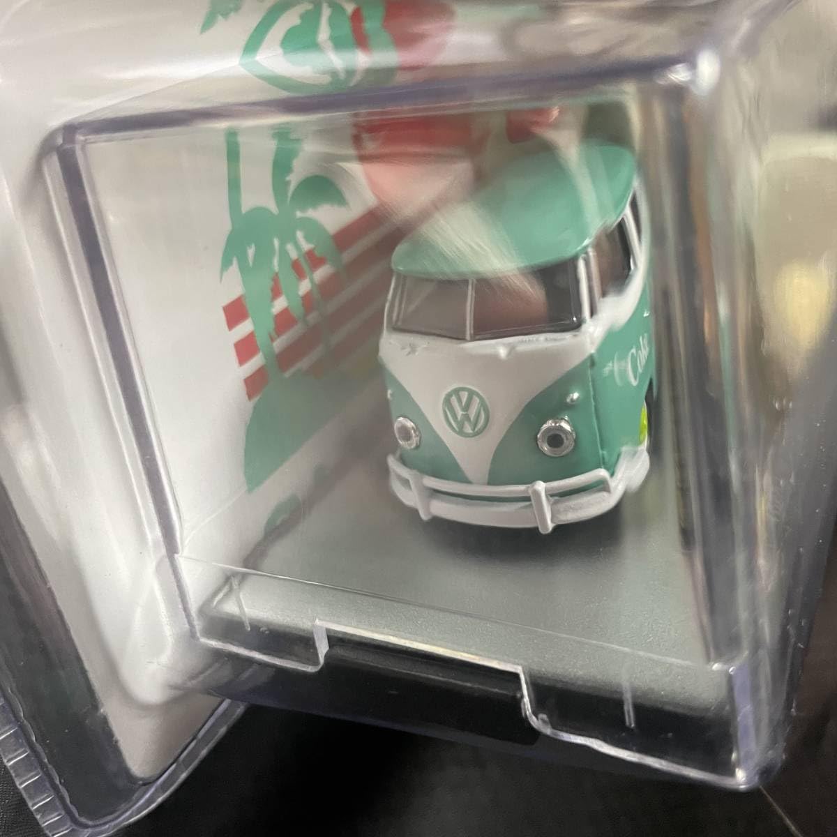 M2マシーン 1960 フォルクスワーゲン・ダブルキャブ USA モデル 1960 VW double Cab Truck 8 Ball Diecast Model Truck | M2