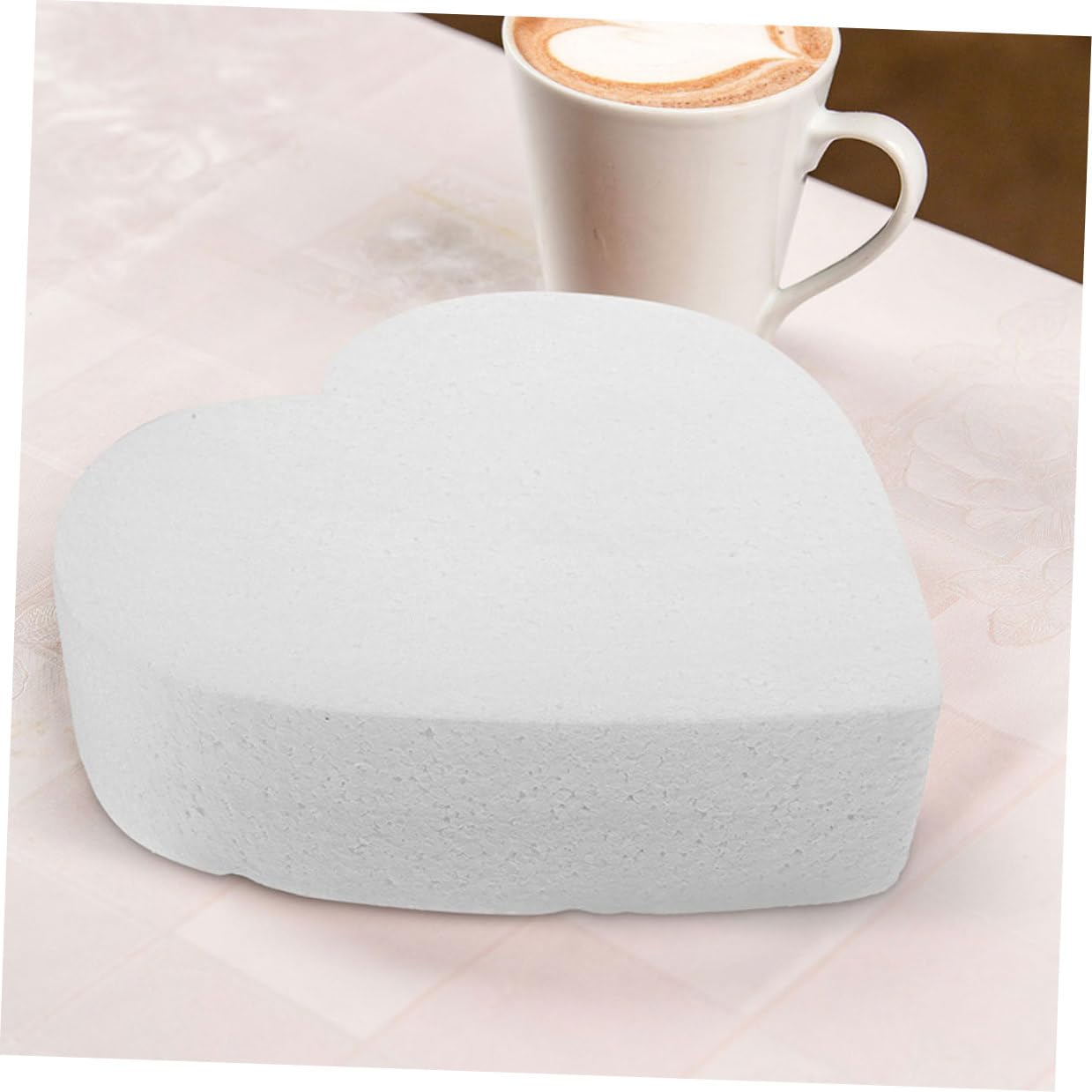 jojofuny Modèle de Gâteau en Mousse Cœur 15 Cm, Accessoire de Pâtisserie, Décoration de Gâteaux Factice, Fourniture de Décoration pour Fêtes et Entraînement la Pâtisserie