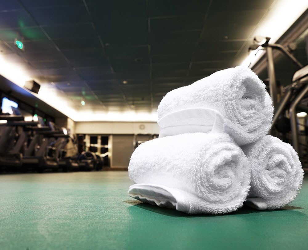 Utopia Towels - Set di 24 Asciugamani - 100% Cotone Filato Ad Anelli, Asciugamano Di Flanella Di 30x30 cm, Altamente Assorbente e Morbido (Bianco)