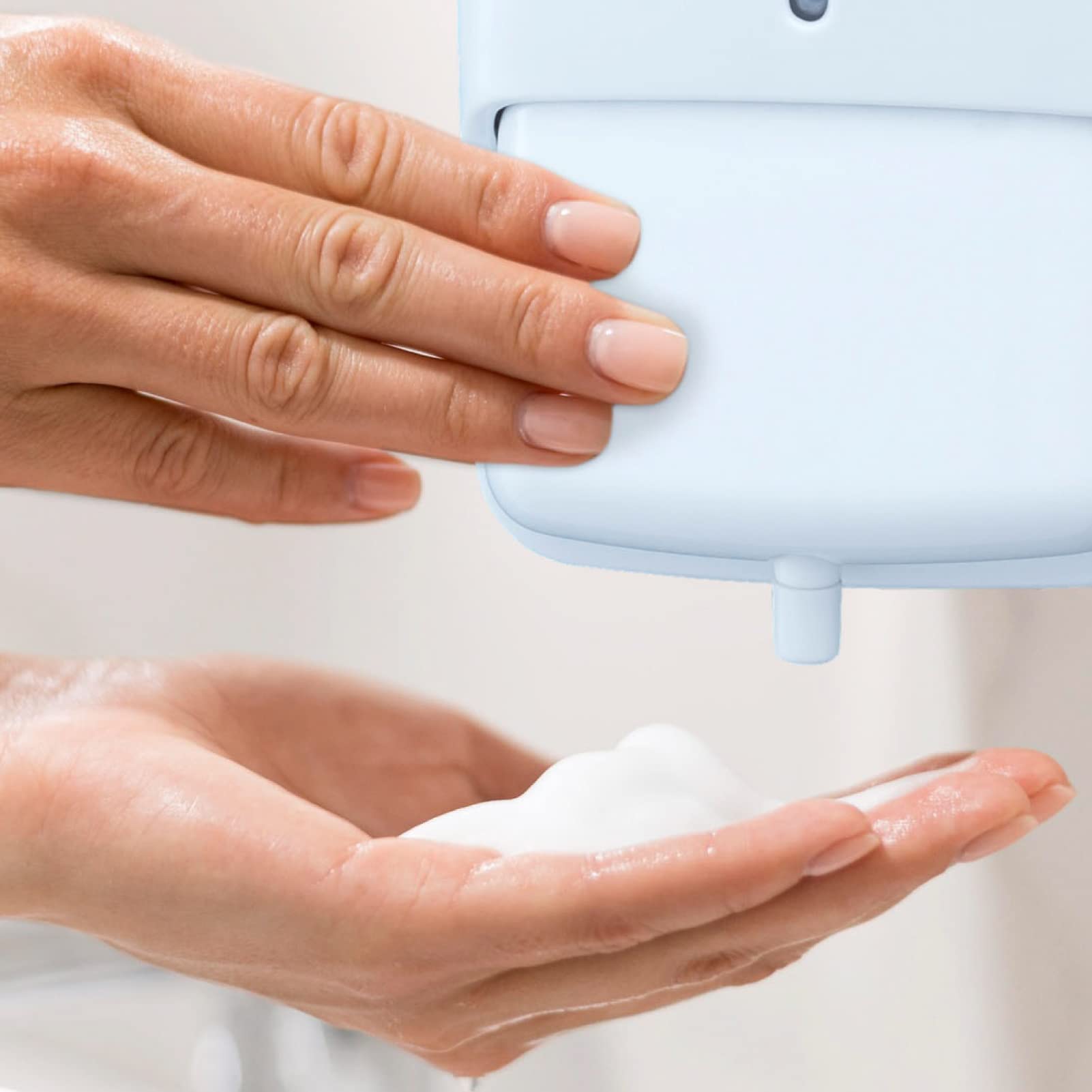 Jofel - Distributore di sapone a parete, ricaricabile con 0,8 l di schiuma, Distributore di sapone per bagno, Corpo in ABS ad alta resistenza, Azur AC40000, Bianco