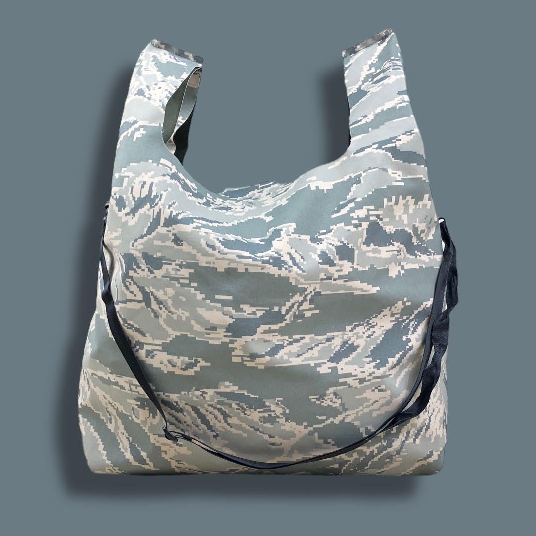 Amazon.co.jp: ZEPTEPI MARKET TOTE LANTIKI 乱痴気 ゴアテックス  