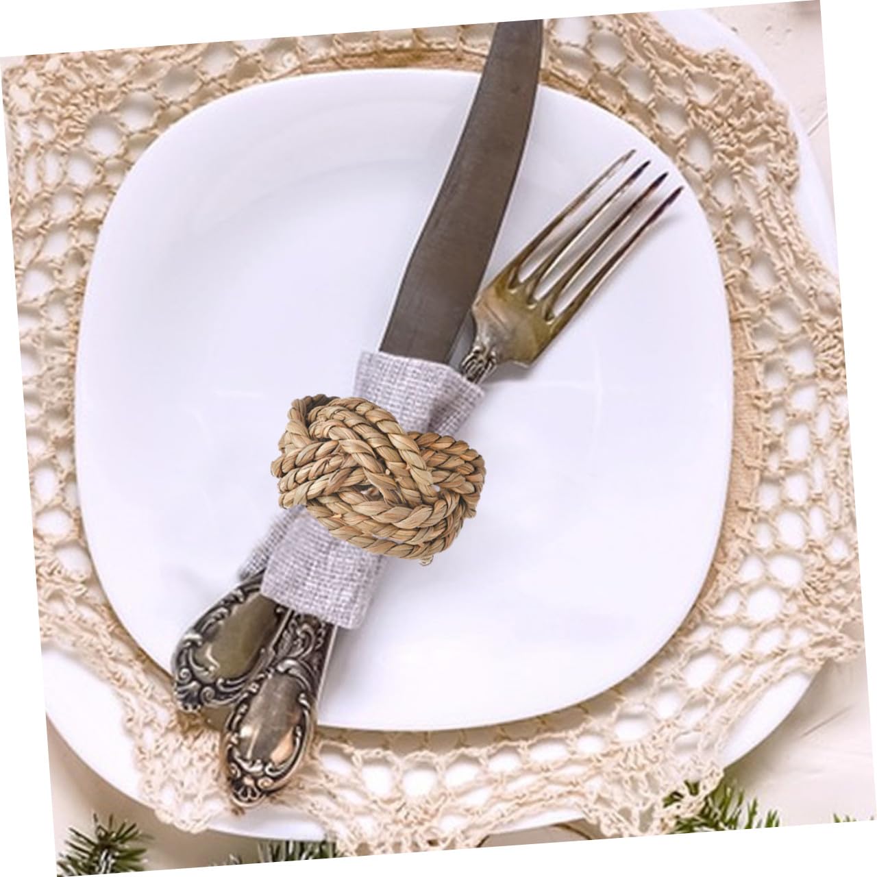 Lot de 6 Ronds de Serviette Tissés Main en Paille Naturelle Style Rustique Campagnard Décorations de Table à Manger pour Fêtes Mariages et Dîners Familiaux Porte-Serviettes