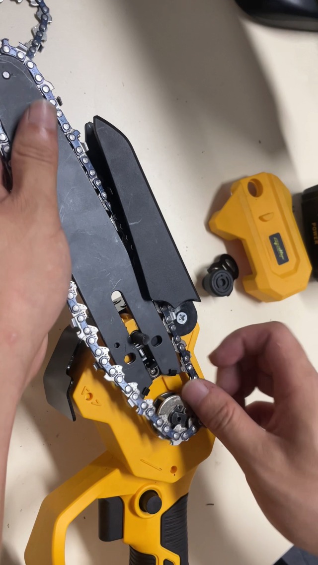 ダブルブローリン Amazon.com : Mellif 2-Pack Chainsaw Chain Replacement for