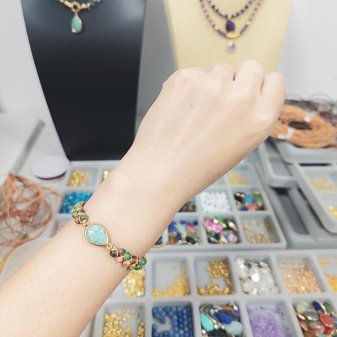 Adjustable Handmade Stone Beads Beaded Waterdrop Wrap Bracelets for Women