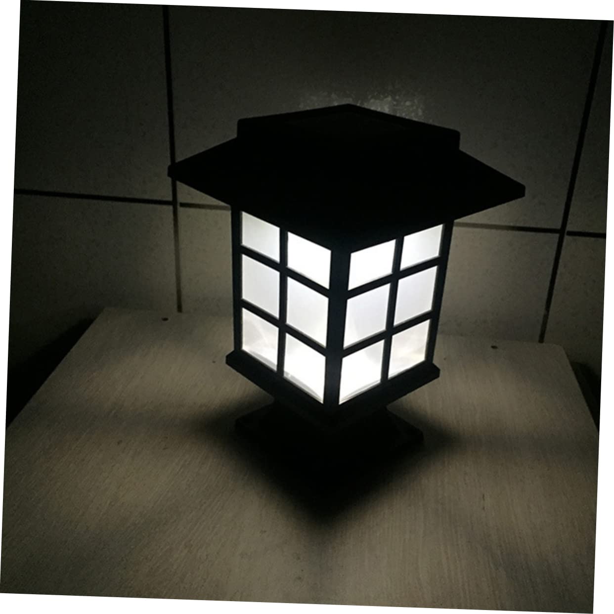 Lampada LED per Pilastro Solare da Esterno Nera 2 Pezzi IP55 Giardino | Plastica, Risparmio Energetico, Ricarica Solare, per Giardino e Prato, Stile a Pilastro
