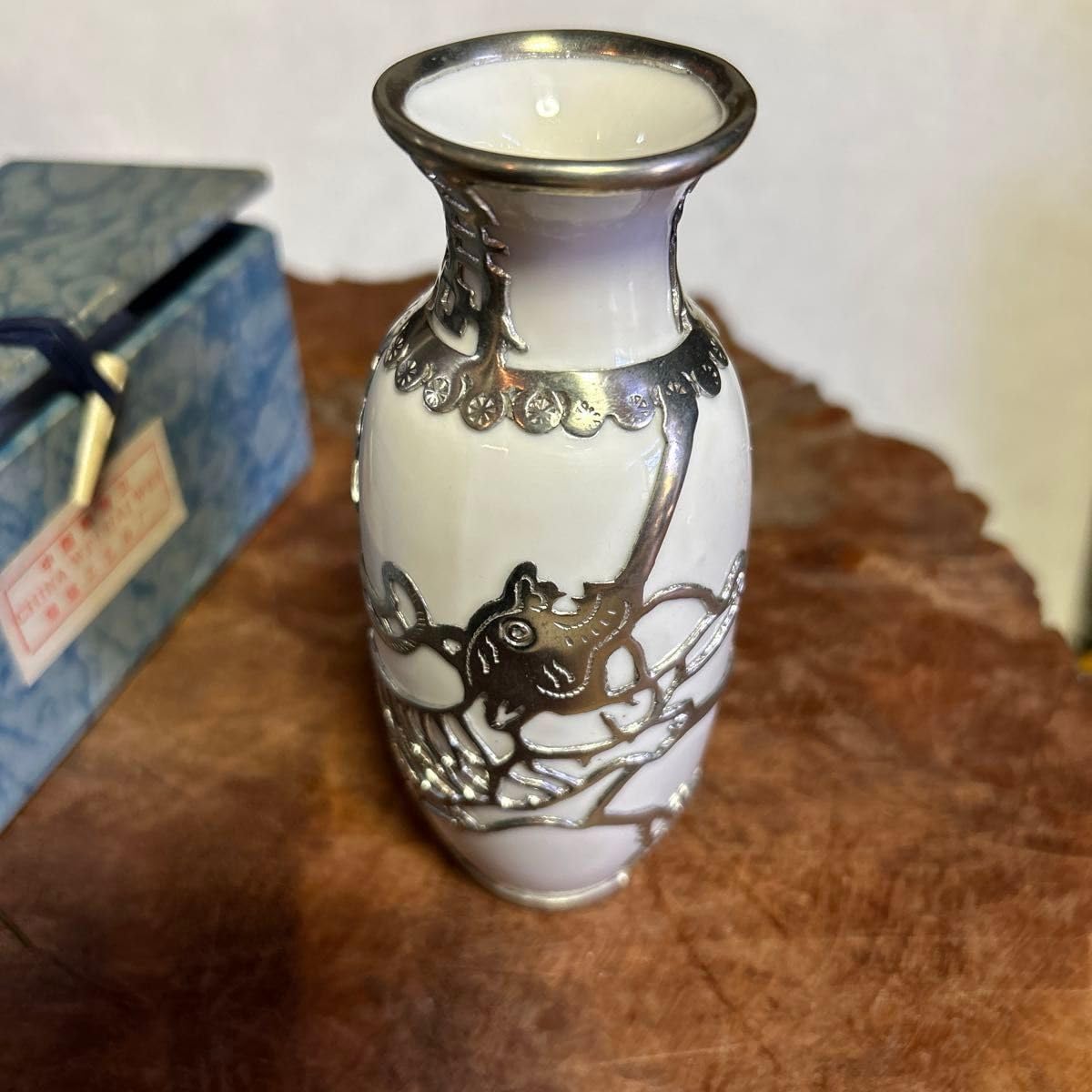 中国景徳鎮製 漢詩孔雀牡丹文瓶 景徳鎮 孔雀牡丹文 景徳鎮 孔雀牡丹文