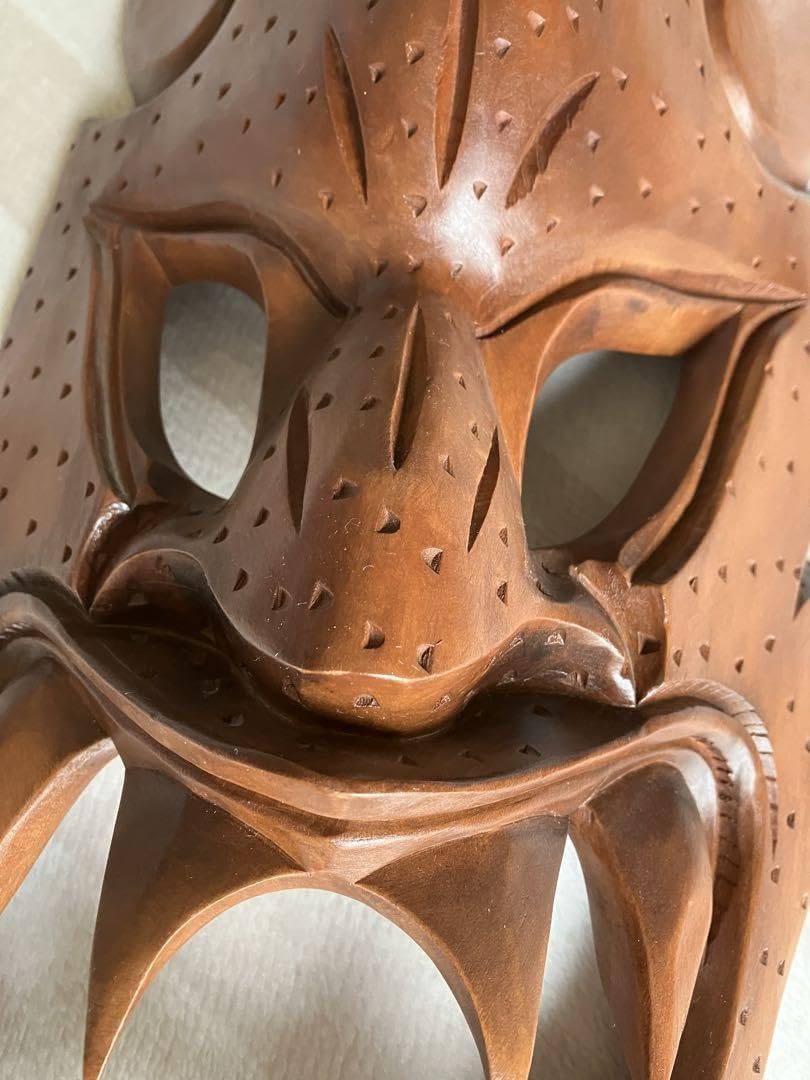 木彫り魔除け　　インテリア　工芸品　東南アジア　壁掛け　　お面　神秘な魔除け 木彫り魔除け インテリア 工芸品 東南アジア 壁掛け お面 神秘な魔除け