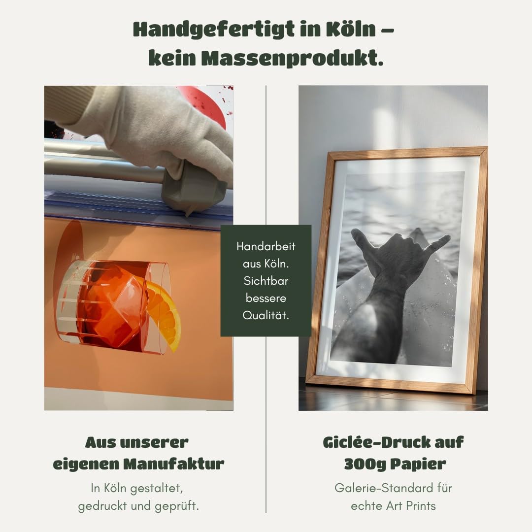 MJ-GRAPHICS® Yoga Hand Poster Meditation Zen Wandbild A2 mit beigem Rahmen