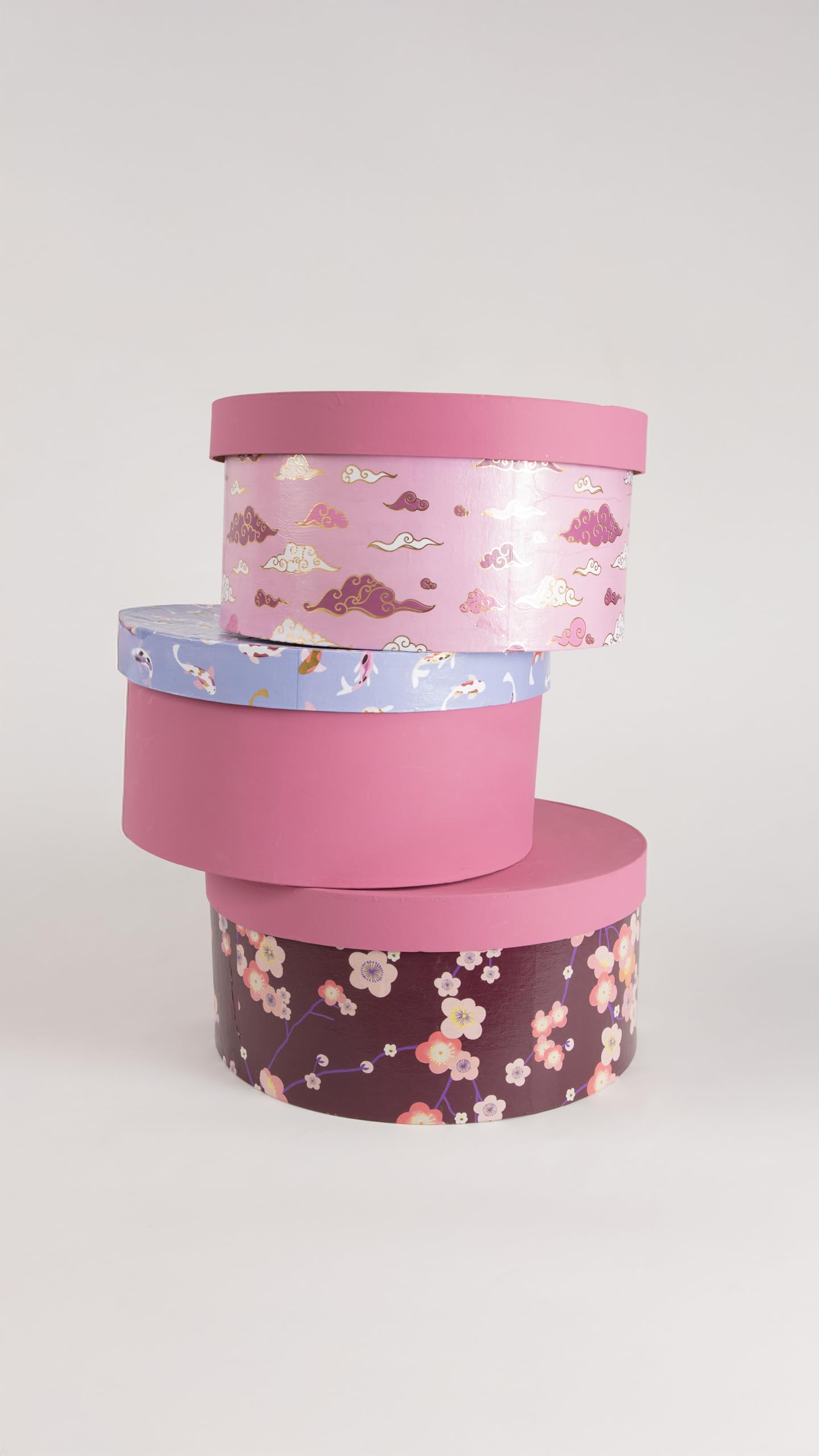 Decopatch BTS907C - 1 confezione da 3 scatole di cartapesta (31x31x16cm - 32x32x16 cm e 33x33x16 cm), cappelliere