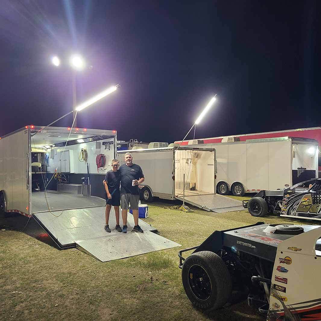 Racing Trailer Pit Light – Single 10 Foot Pole 10,000 Lumens