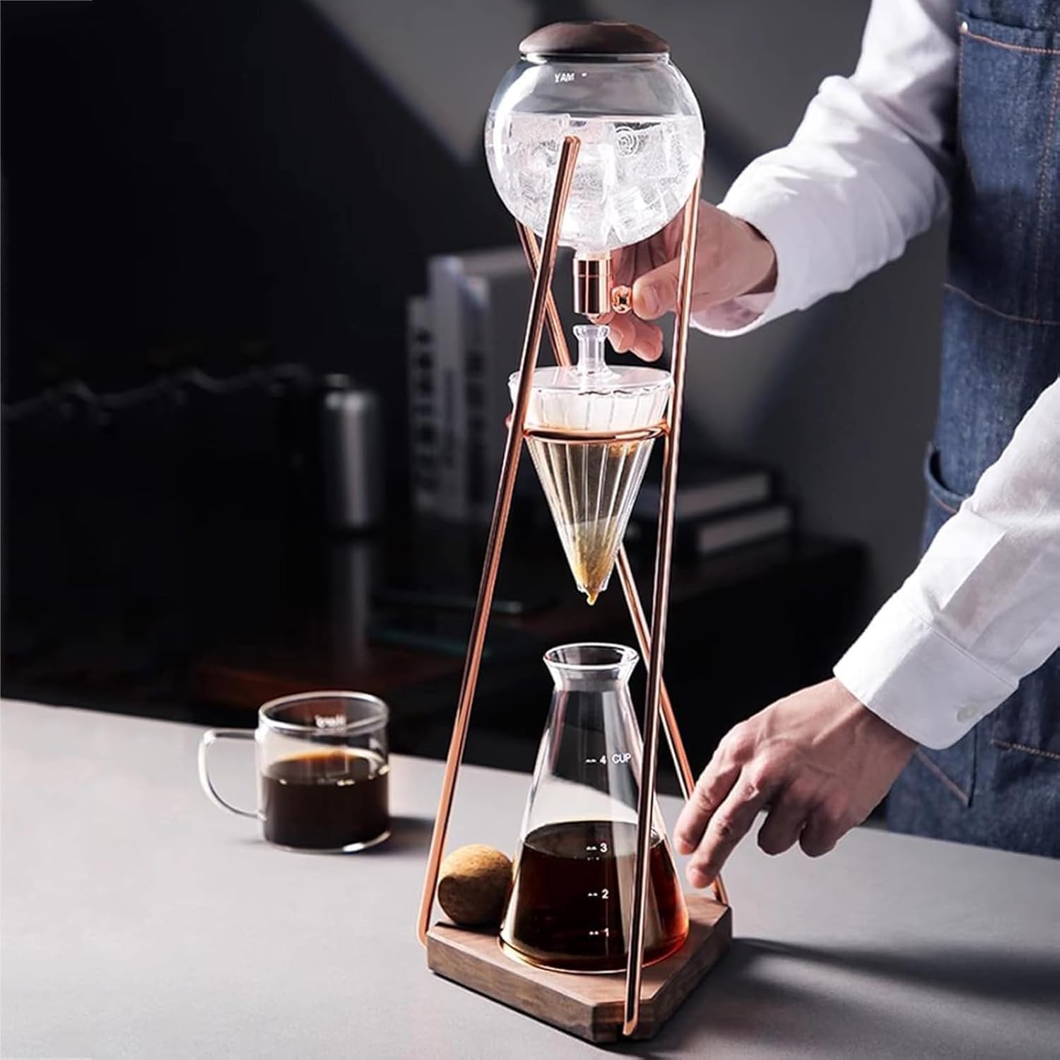 Iced Coffee Cold Brew Drip Tower, 500ml Cold Drip Coffee Maker, with Adjustable Valve, Borosilicate Glass Pot, Stainless Steel Frame, Slow Drip Technology, for Home, Office, Coffee Lover