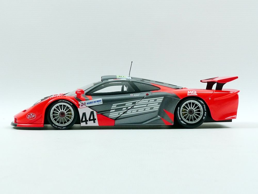 Amazon | 1/18scale ミニチャンプス MINICHAMPS McLaren G1 GTR Lark