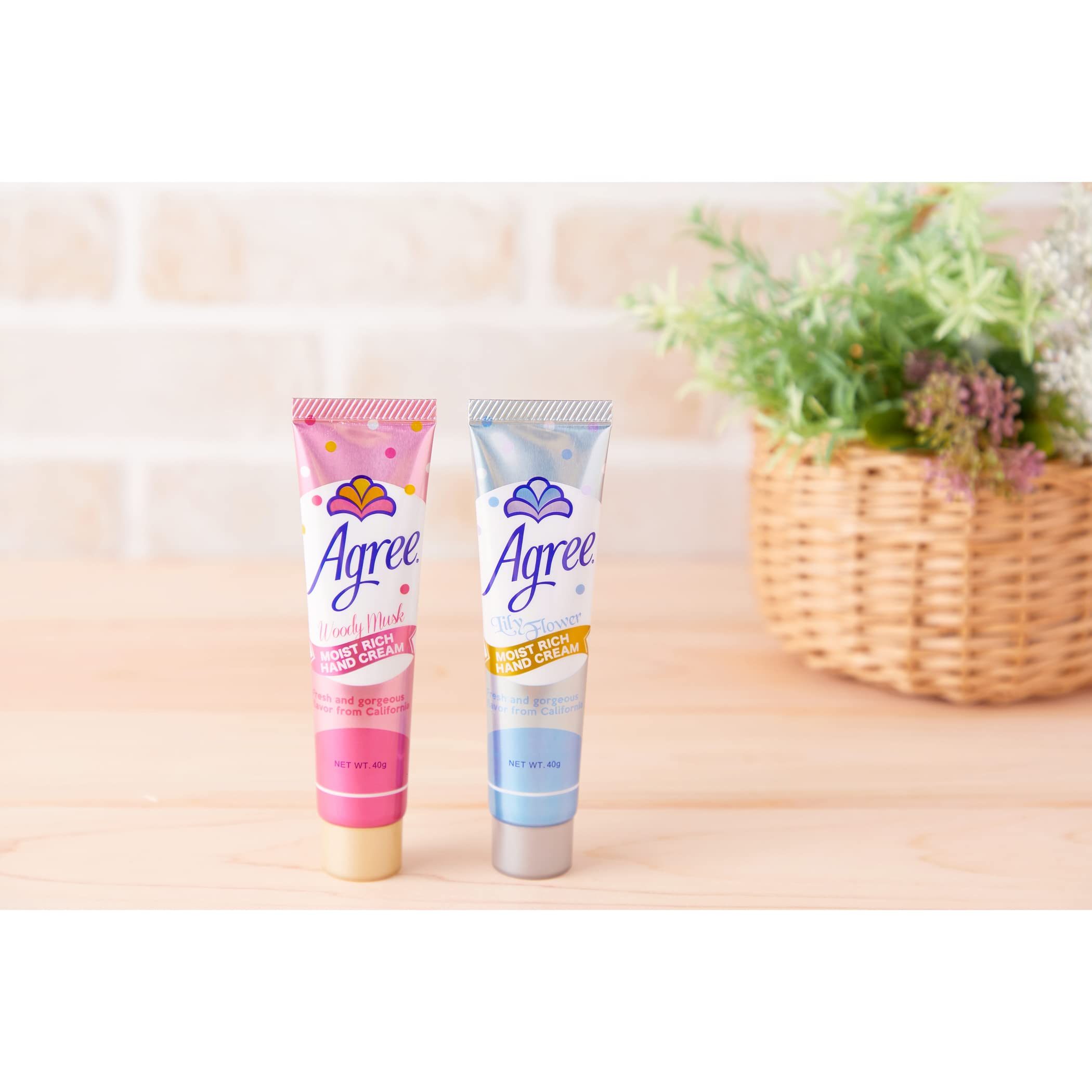 Amazon.co.jp: アグリー モイストリッチ ハンドクリーム ウッディ