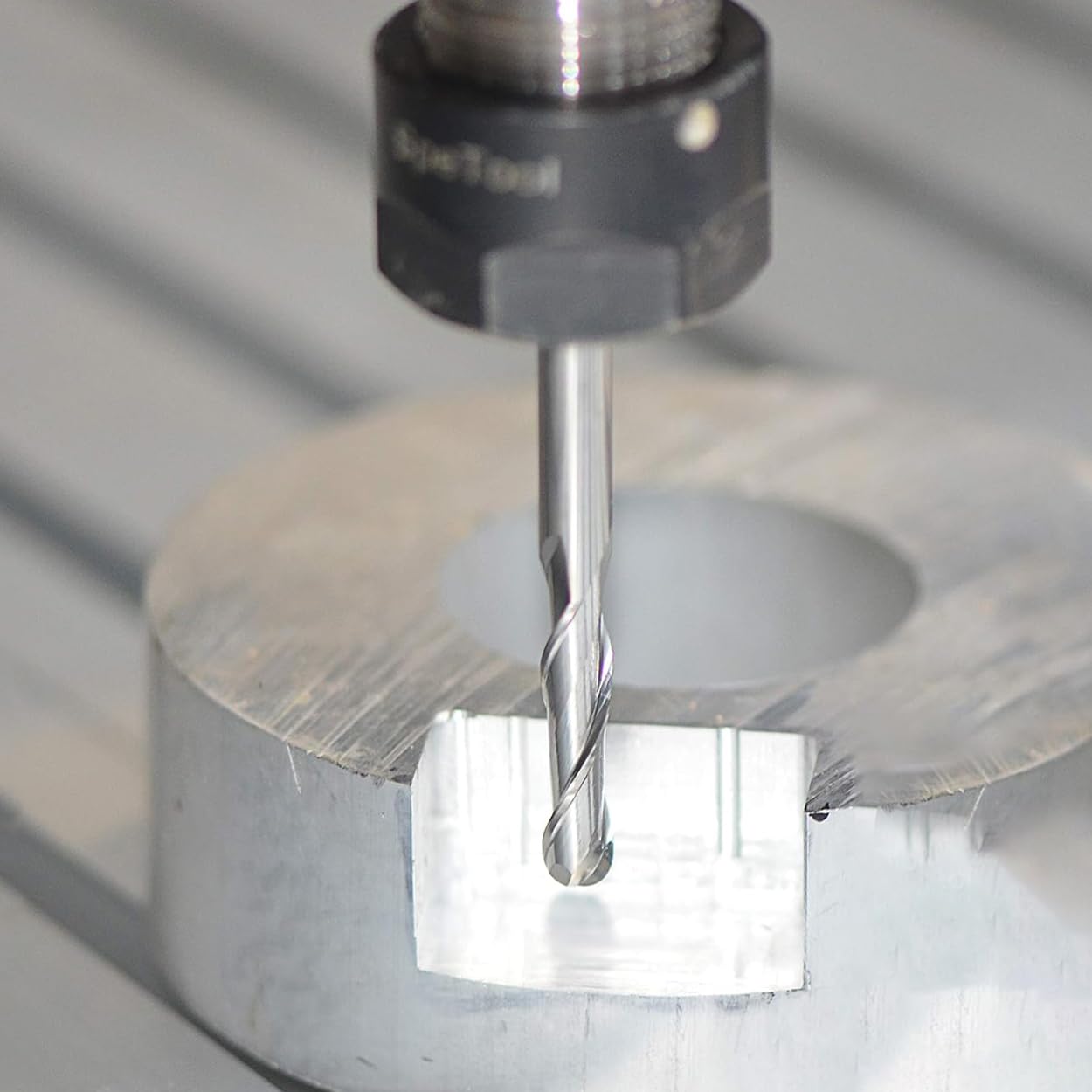 SpeTool Fresa con punta a sfera 6mm Diametro di taglio 6mm Gambo 24mm Lunghezza di taglio Doppio flauto Fresa in metallo duro integrale per incisione su intaglio per la lavorazione del legno fai da te