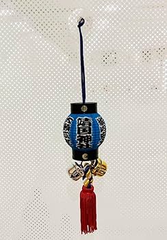 Amazon.co.jp: 靖国神社 菊 御紋入り 提灯型 お守り 吸盤 鈴