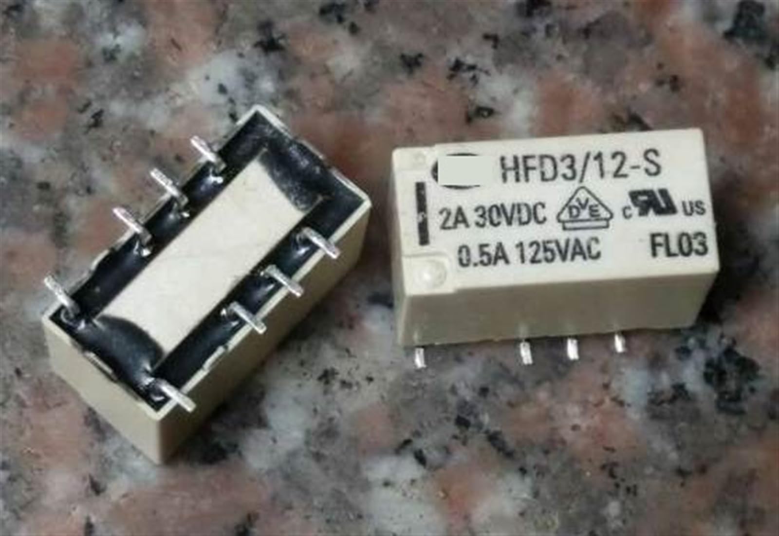 Relais HFD3 12-S miniature 8 broches commutateur universel de tension 12V